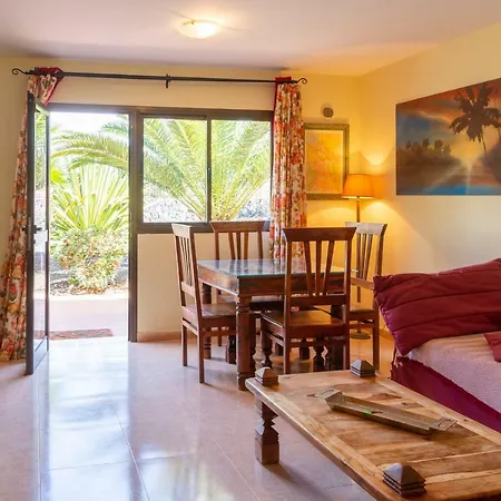 アパート Blu Gardenia コラレホ